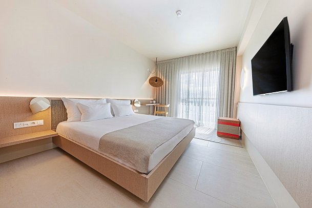 Ozadi Altura Beach Resort - Wohnbeispiel Doppelzimmer Standard Meerblick (Zimmercodierung DBM)