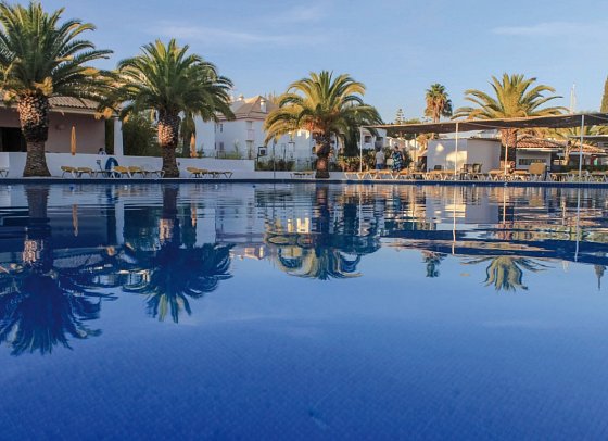 Golden Club Cabanas