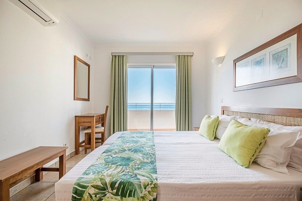 Clube Porto-Mós - Wohnbeispiel Apt. Meerblick (Zimmercodierung ABM)