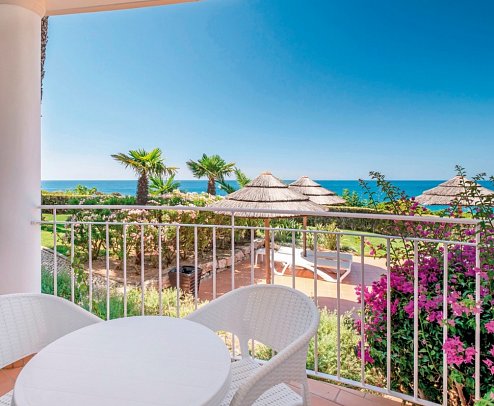 Clube Porto-Mós - Beispiel Balkon Apt. Premium Meerblick (Zimmercodierung AMM)