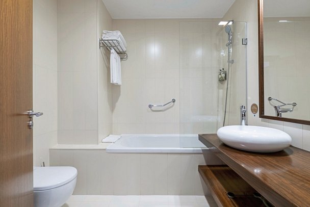 Aqua Pedra dos Bicos - Beispiel Bad Doppelzimmer Superior (Zimmercodierungen DSC & DS2)