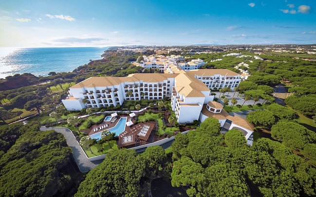Pine Cliffs Resort: Pine Cliffs Ocean Suites & Spa