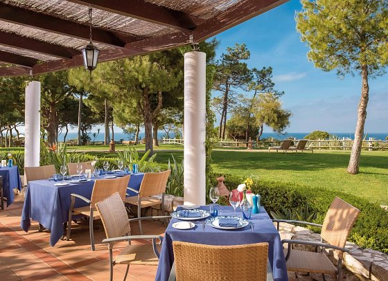 Pine Cliffs Resort: Pine Cliffs Ocean Suites & Spa