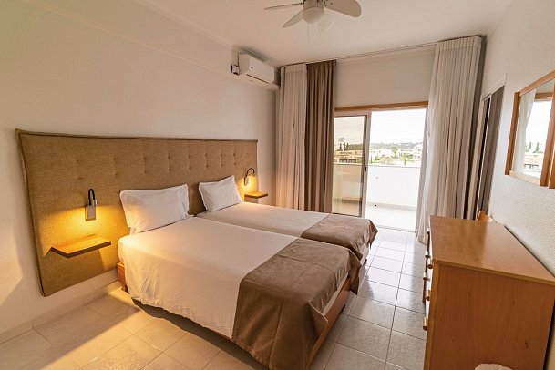 Ukino Terrace Algarve - Concept Hotel - Wohnbeispiel Apt. 1 Schlafzimmer (Zimmercodierungen AB1, ABN & OBN)