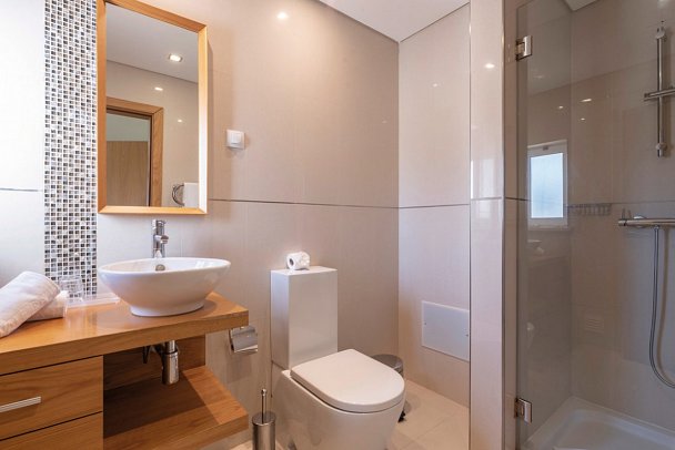 Vale da Lapa Village Resort - Beispiel Bad Villa (Zimmercodierungen VB1 & VB2)