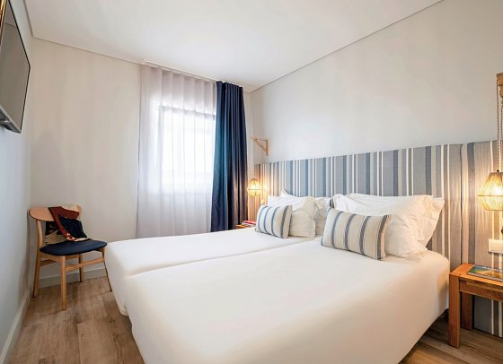 Aqualuz Lagos by Editory - Wohnbeispiel Suite (Zimmercodierung WB1)