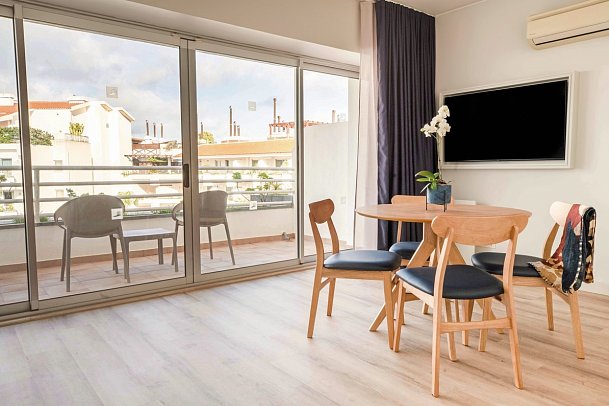 Aqualuz Lagos by Editory - Wohnbeispiel Suite Premium (Zimmercodierung WM1)