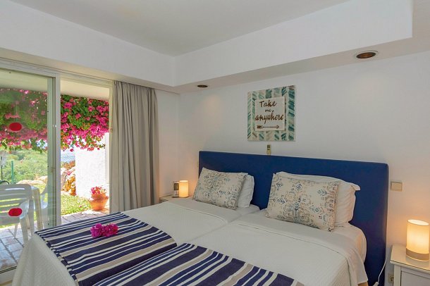 Rocha Brava Village Resort - Wohnbeispiel Apt. 1 Schlafzimmer Meerblick (Zimmercodierung ABM)