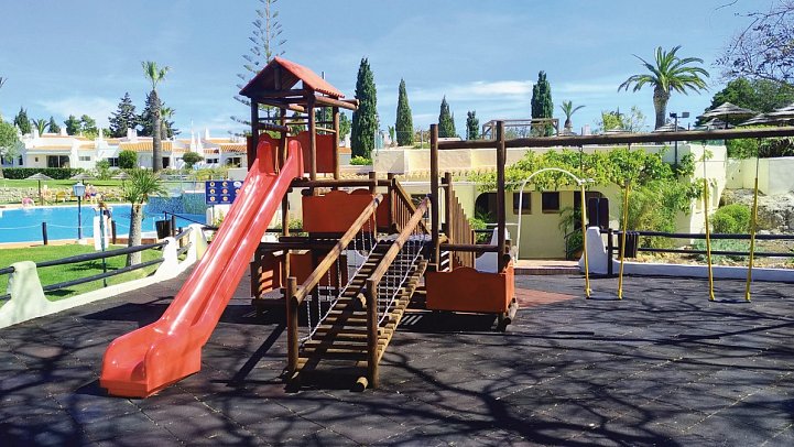 Rocha Brava Village Resort