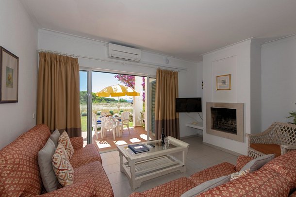 Rocha Brava Village Resort - Wohnbeispiel Villa 2 Schlafzimmer Meerblick (Zimmercodierung V1M)