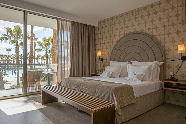Wine & Books by the Sea Algarve Resort - Wohnbeispiel Doppelzimmer Superior Poolblick (Zimmercodierung DSP)