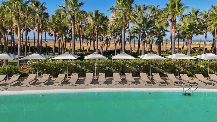 Wine & Books by the Sea Algarve Resort