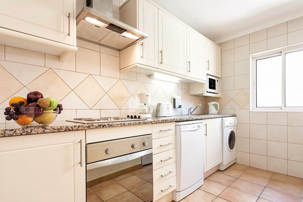 Pestana Palm Gardens Ocean & Golf Villas - Beispiel Küche Superior (Zimmercodierung VS1)