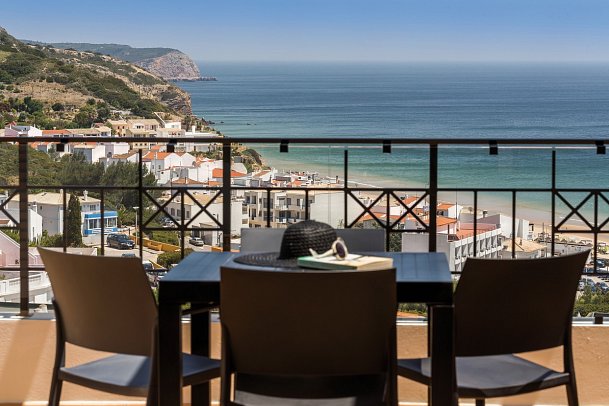 NAU Salema Beach Village - Beispiel Balkon Townhouse Meerblick (Zimmercodierung OBM)