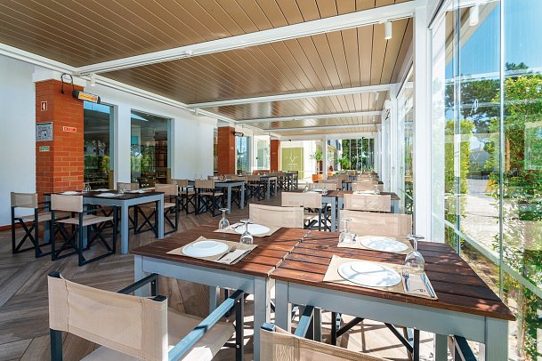 AP Victoria Sports & Beach