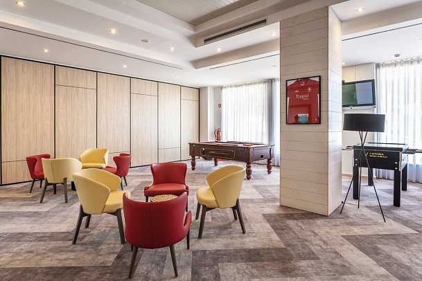 AP Victoria Sports & Beach