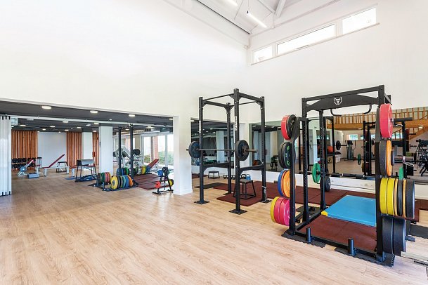 AP Victoria Sports & Beach