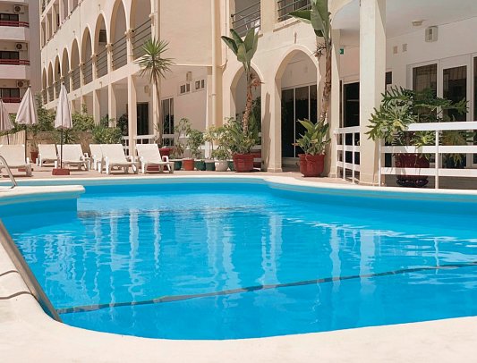 Aparthotel Calema Avenida Jardim