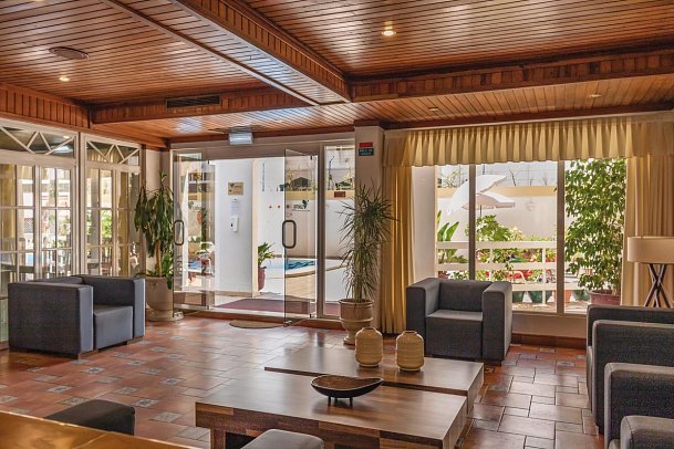 Aparthotel Calema Avenida Jardim