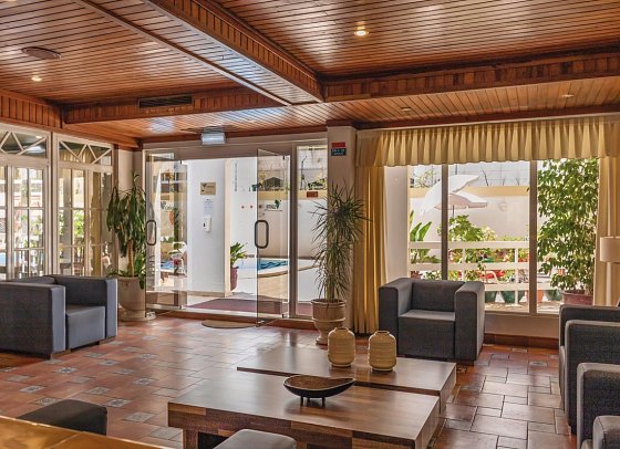 Aparthotel Calema Avenida Jardim