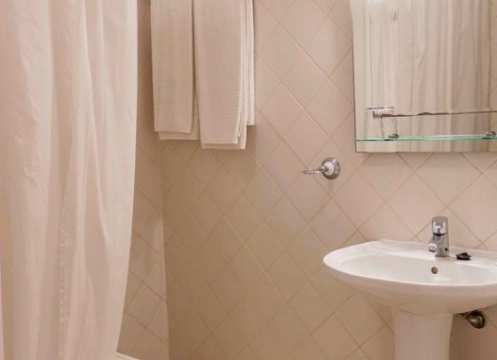 Aparthotel Calema Avenida Jardim - Beispiel Bad (Zimmercodierungen AB1 & SB1)