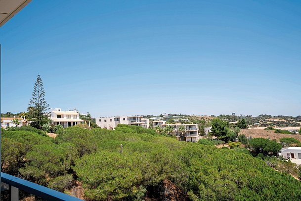 Iberostar Selection Lagos Algarve - Beispiel Balkon Juniorsuite Gartenblick (Zimmercodierungen JB1 & JB2)
