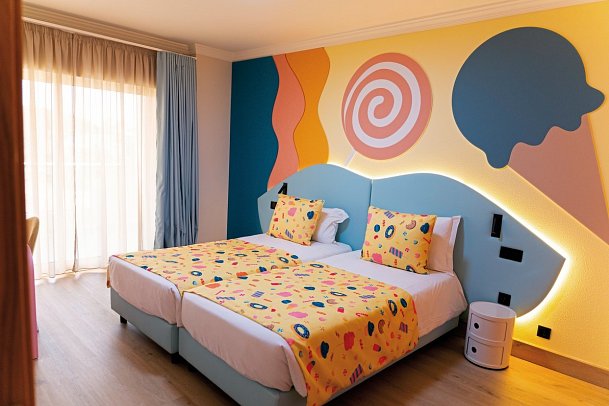 Ukino Palmeiras Village - Family Resort - Wohnbeispiel Familienzimmer Fantasy (Zimmercodierung FS1)