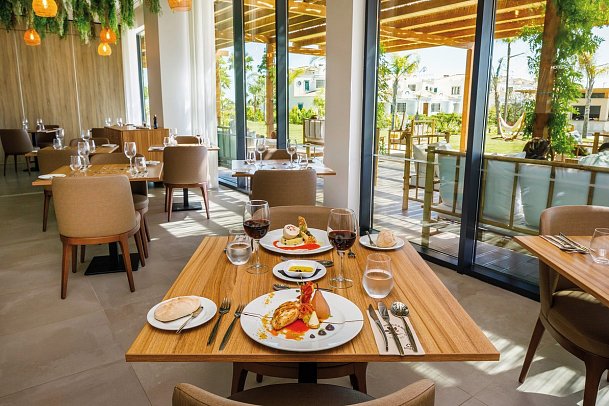 AP Cabanas Beach & Nature