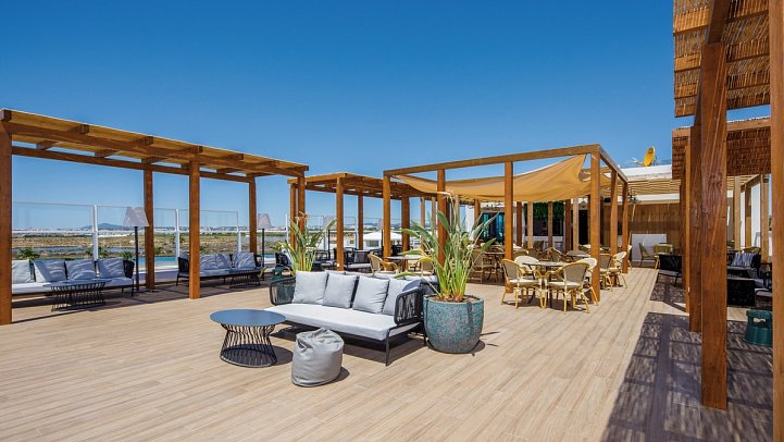 AP Cabanas Beach & Nature