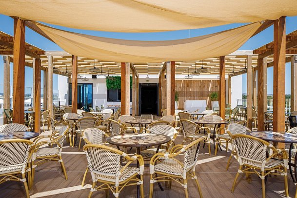 AP Cabanas Beach & Nature