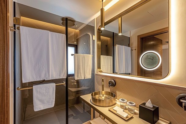 3HB Falésia Beach - Beispiel Bad Suite Premium (Zimmercodierung WM1)