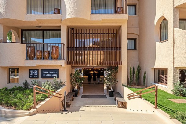 3HB Falésia Beach
