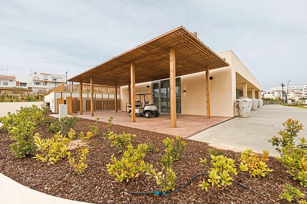 White Shell Beach Villas