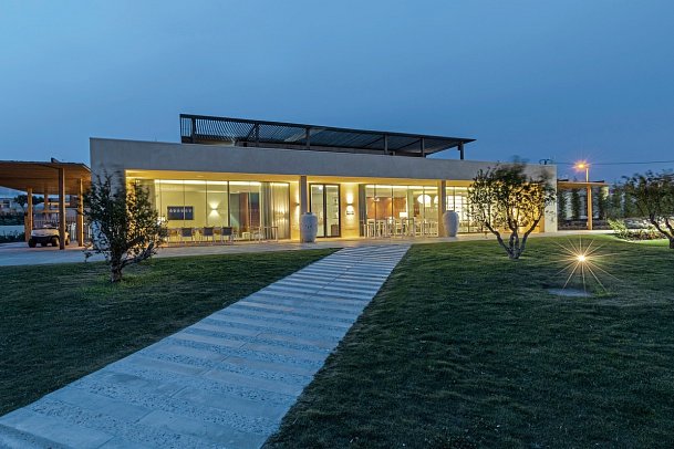 White Shell Beach Villas