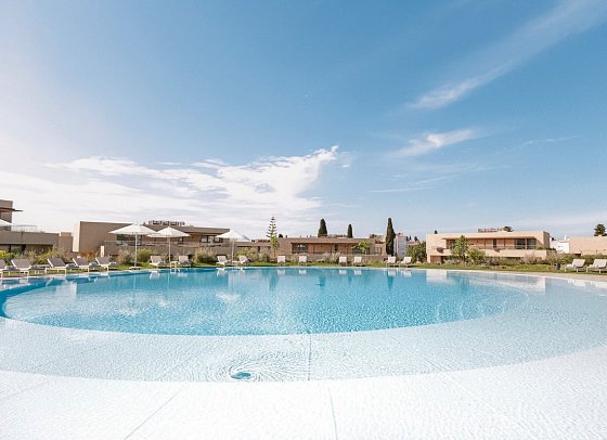 White Shell Beach Villas