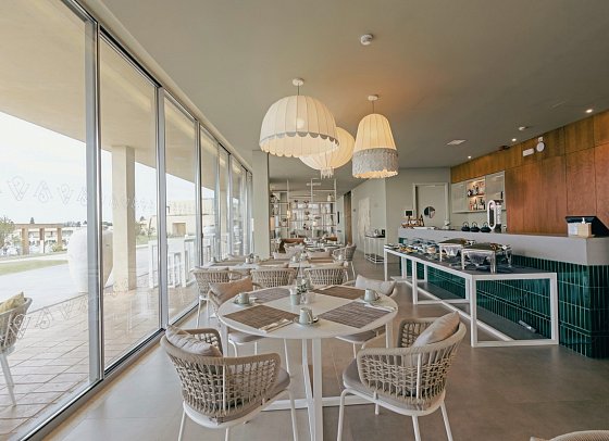 White Shell Beach Villas