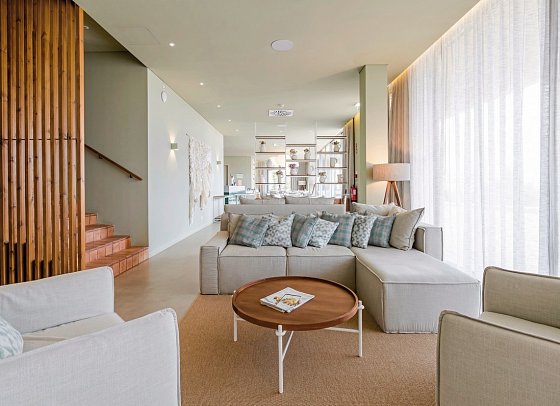 White Shell Beach Villas