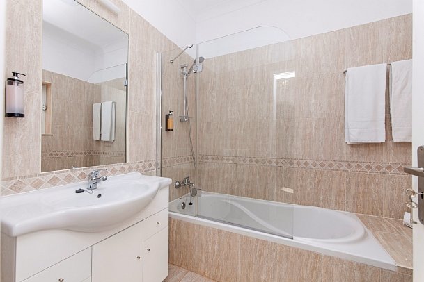 Atalaia Sol - Beispiel Bad (Zimmercodierungen SB1 & AB1)