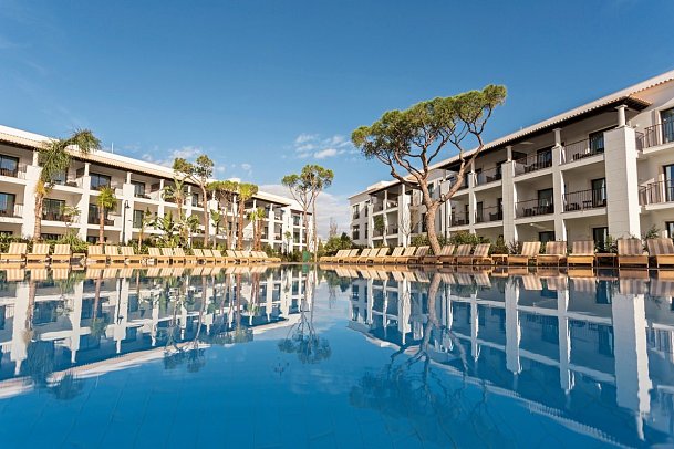 Pine Cliffs Townhouses & Pine Cliffs Gardens