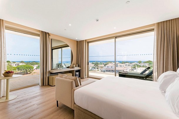 ananea Castelo Suites Algarve - Wohnbeispiel Exclusive Suite Terrasse Glasgarten (Zimmercodierung WT1)