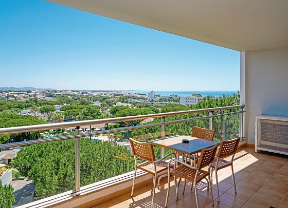 Alfagar Alto da Colina - Beispiel Balkon Apt. seitl. Meerblick (Zimmercodierungen A1N & A3M)