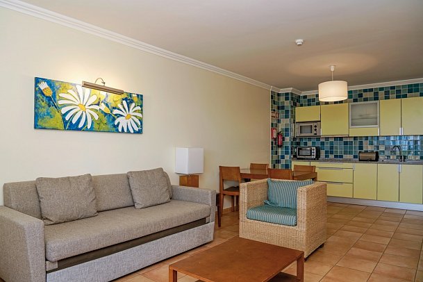 Alfagar Alto da Colina - Wohnbeispiel Apt. 1 Schlafzimmer seitl. Meerblick (Zimmercodierungen A1N & A3M)