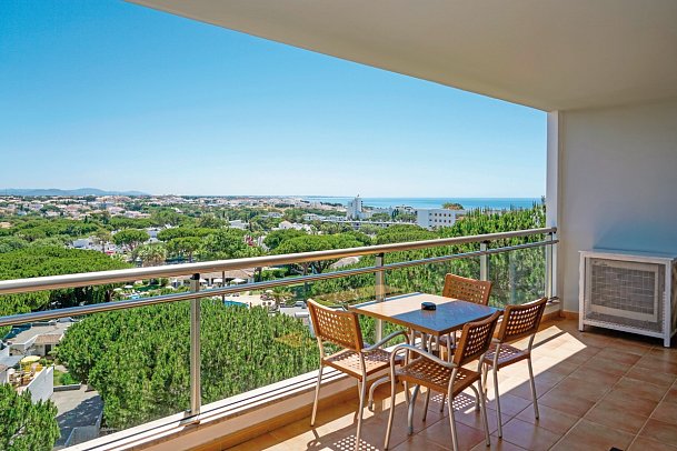Alfagar Alto da Colina - Beispiel Balkon Apt. seitl. Meerblick (Zimmercodierungen A1N & A3M)