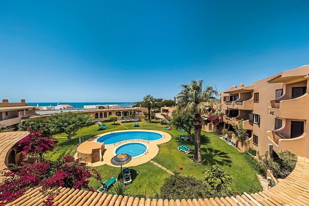 Clube Maria Luísa
