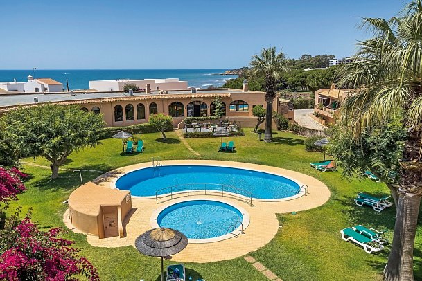 Clube Maria Luísa