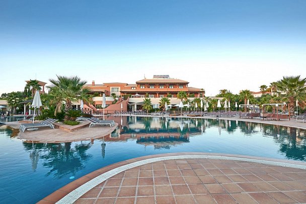 Monte Santo Resort