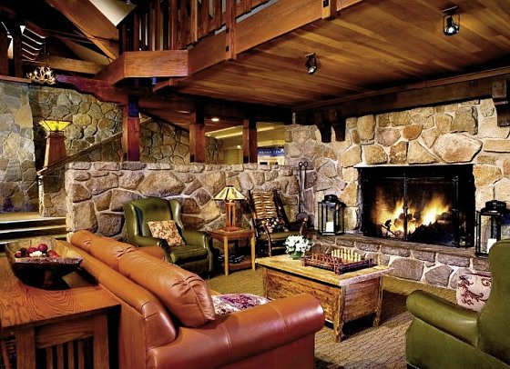 Mammoth Mountain Inn - Lobby