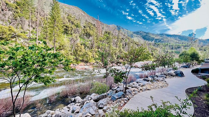 Yosemite View Lodge