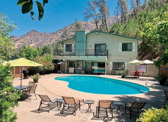 Yosemite Cedar Lodge