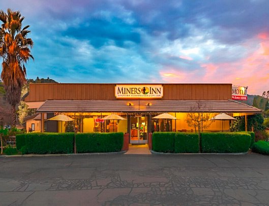 Yosemite Miners Inn